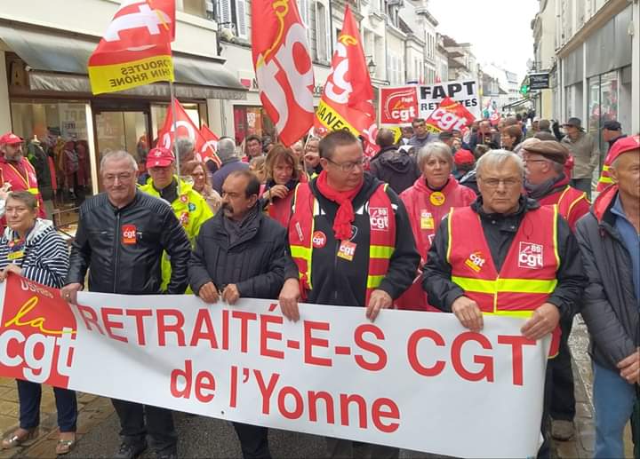manifestation des retraités à Auxerre avec la présence de Philippe Martinez